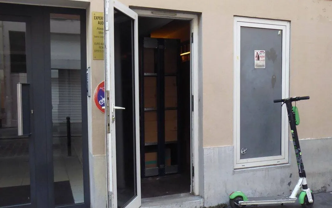Photo 1