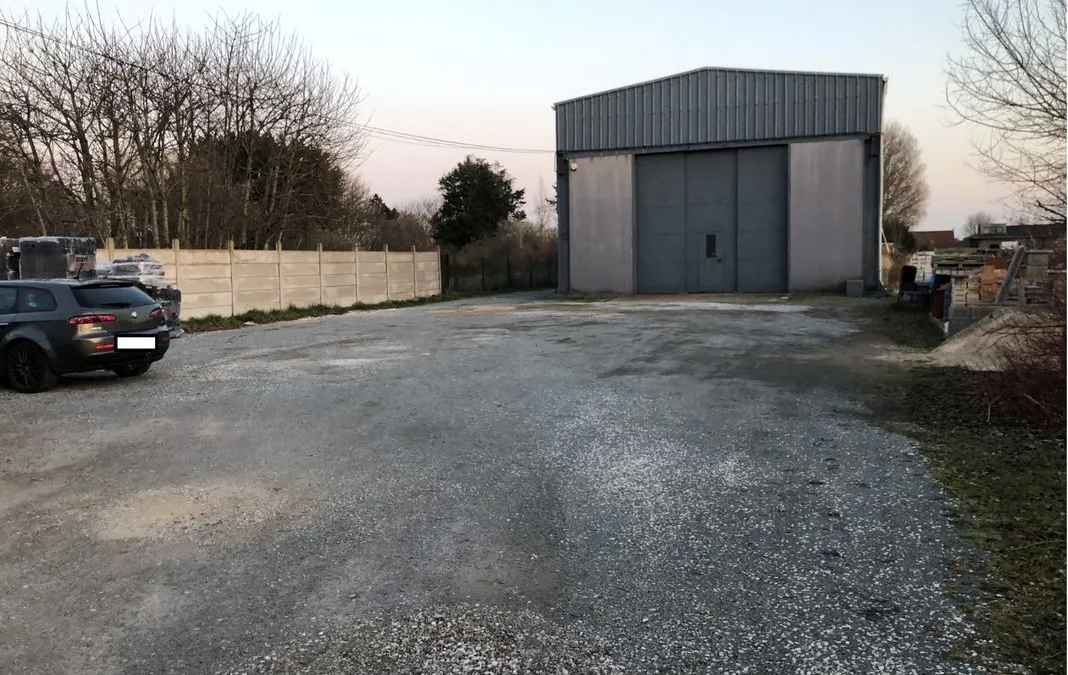 Photo 1
