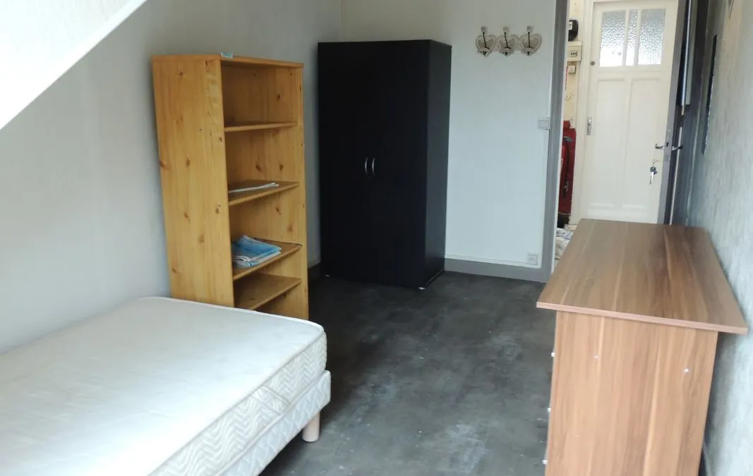Photo 1