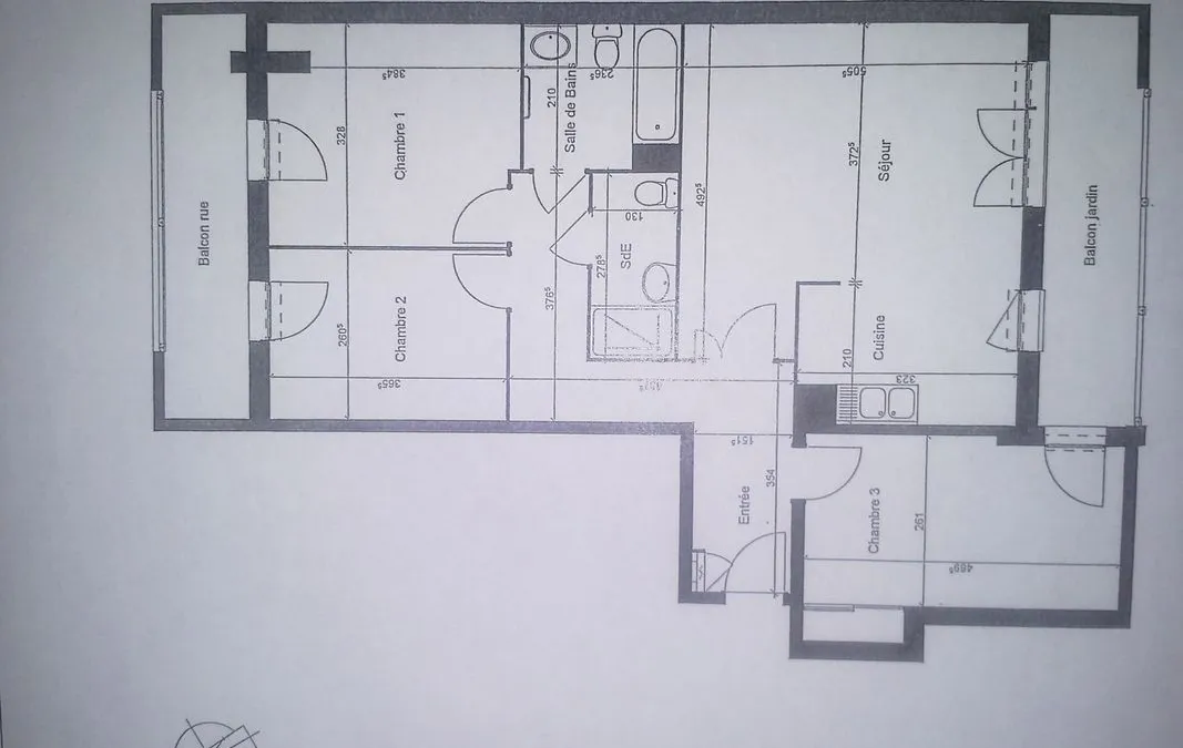 Photo 1
