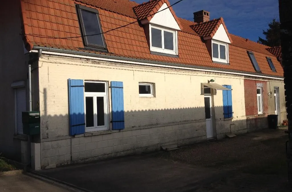 Photo 1