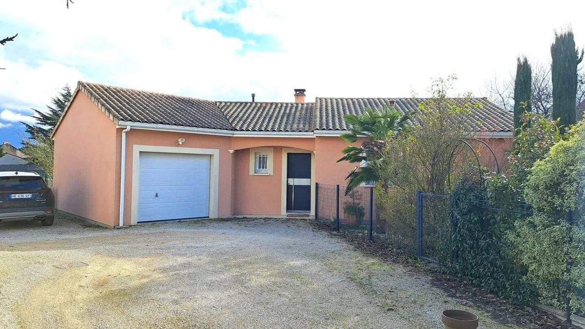 Photo 1