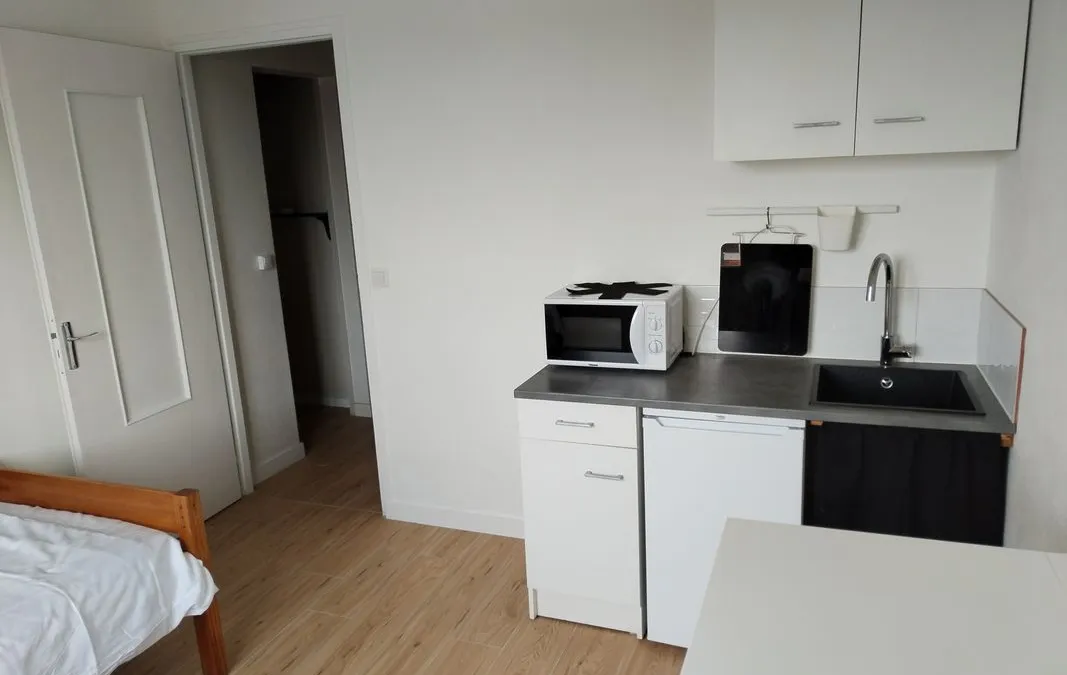 Photo 1