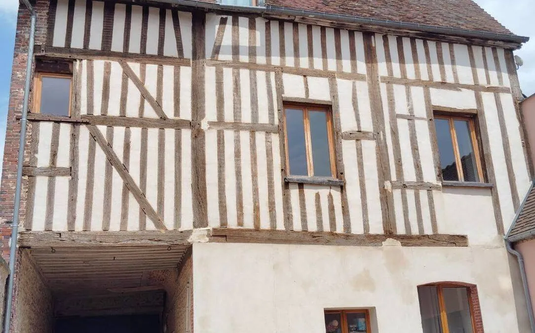 Photo 1