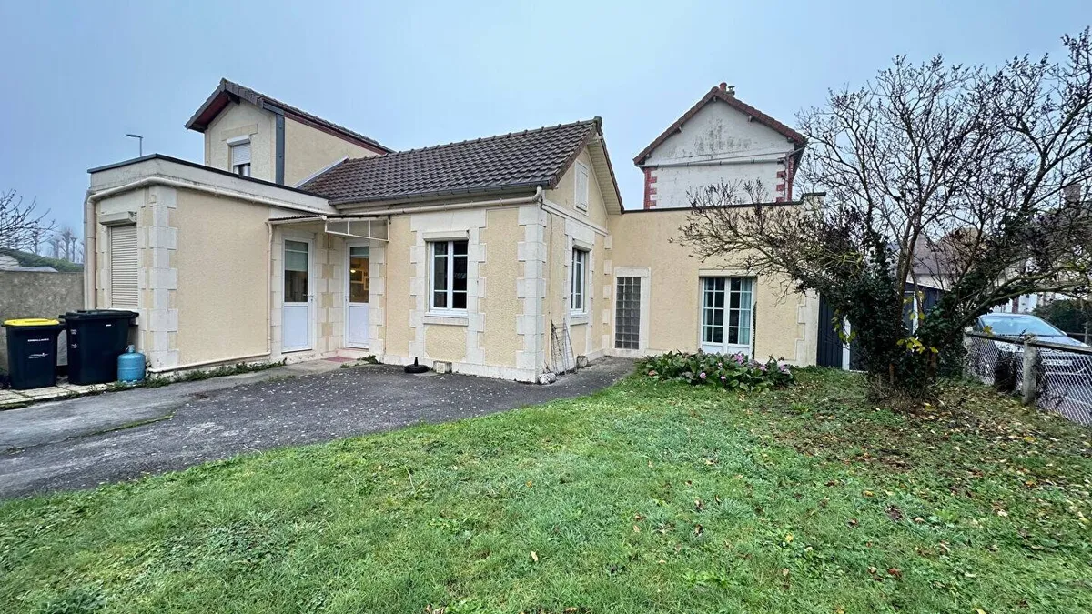 Photo 1