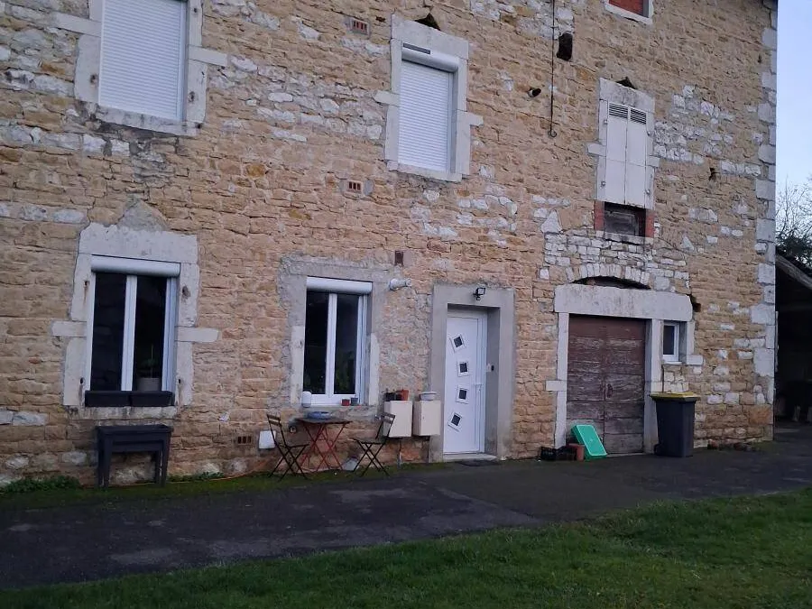 Photo 1