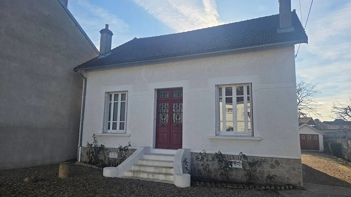 Photo 1