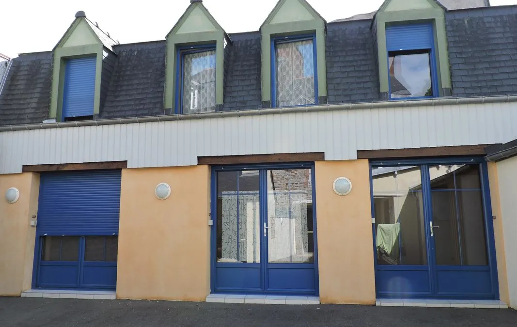 Photo 1