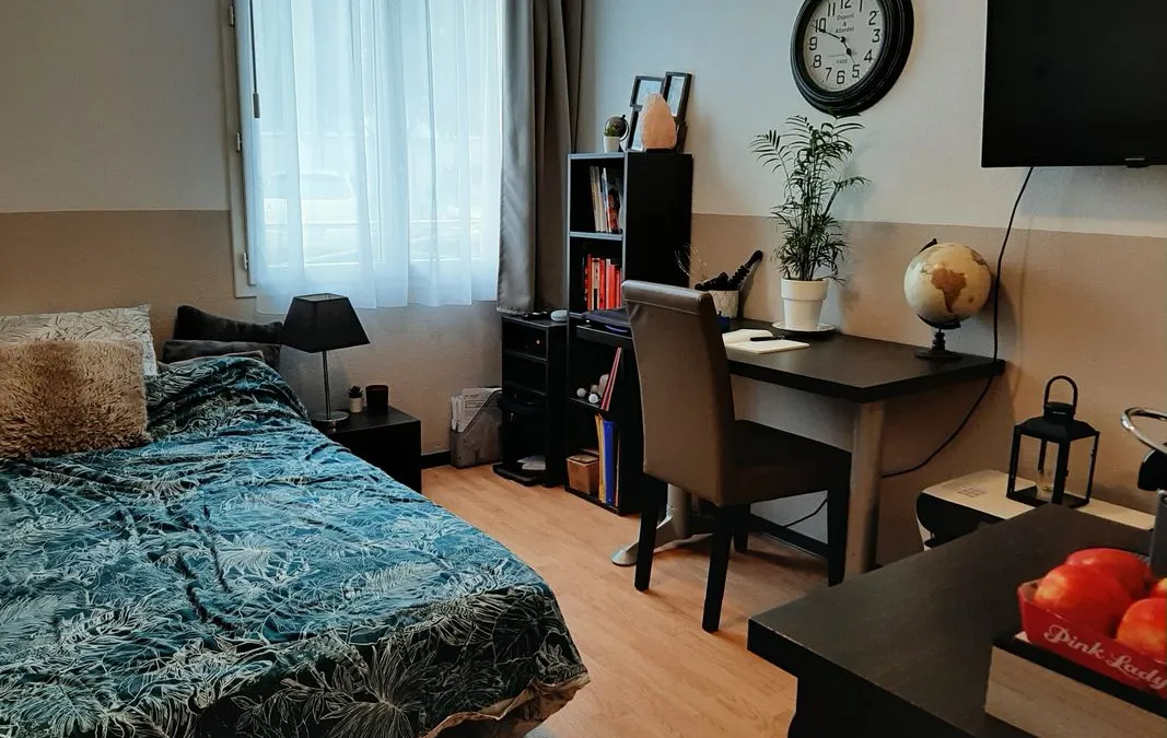 Photo 1