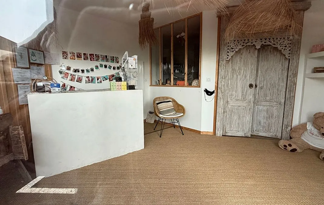 Photo 1