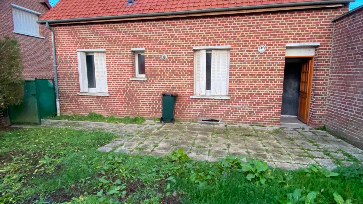 Photo 1