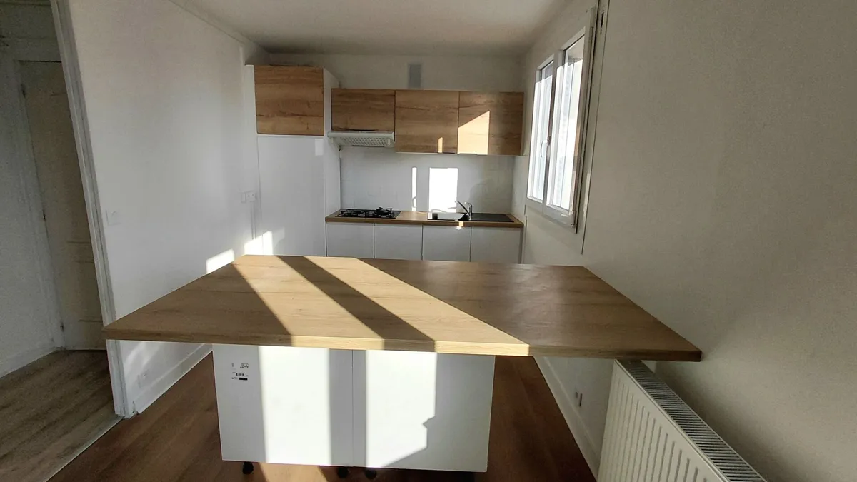 Photo 1