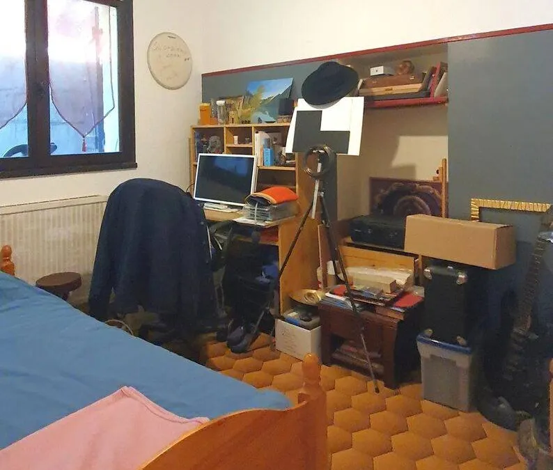Photo 1