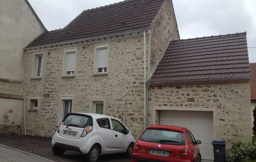 Photo 1