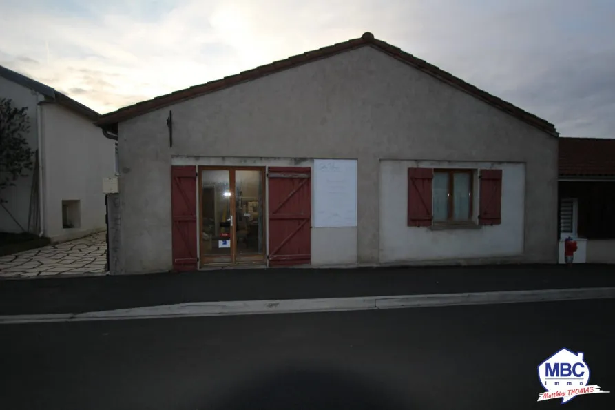 Photo 1