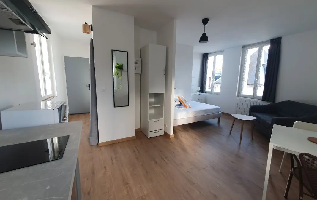 Photo 1