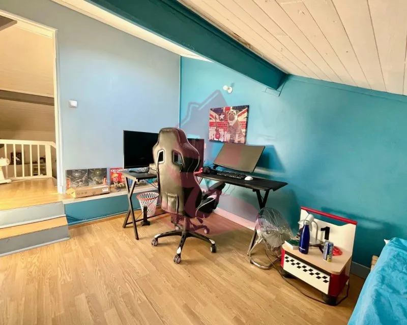 Photo 19