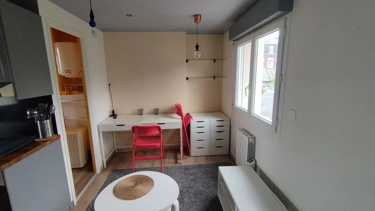 Photo 1