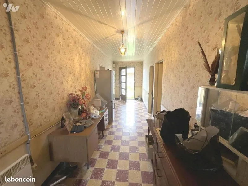 Photo 12