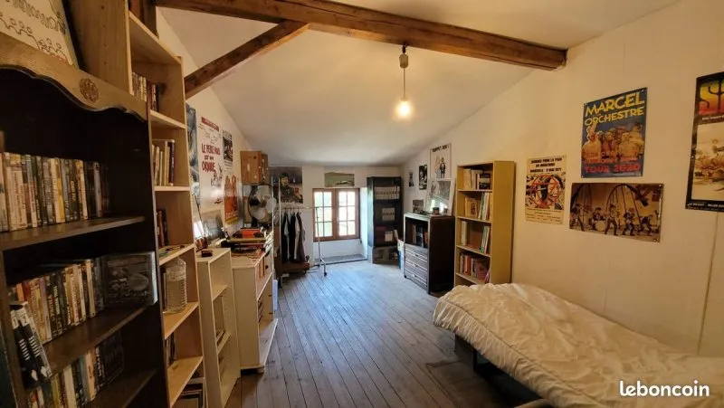 Photo 8