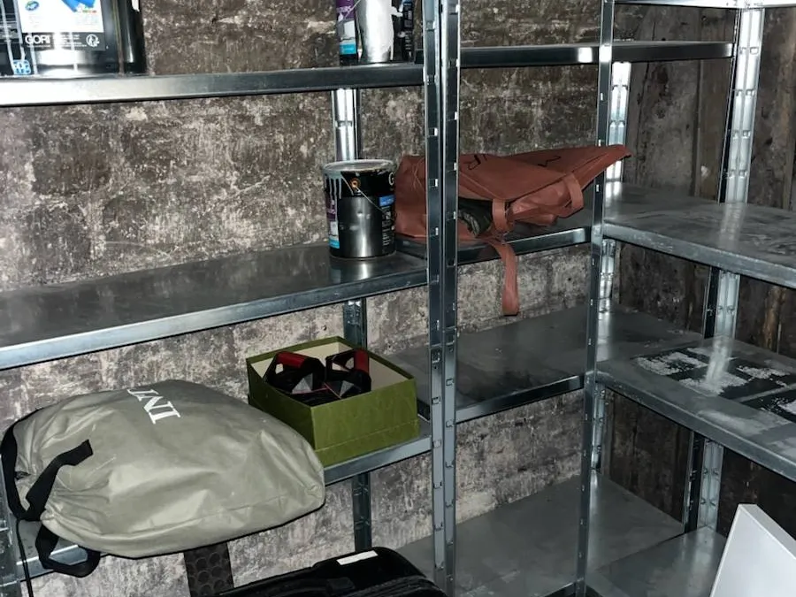 Photo 1