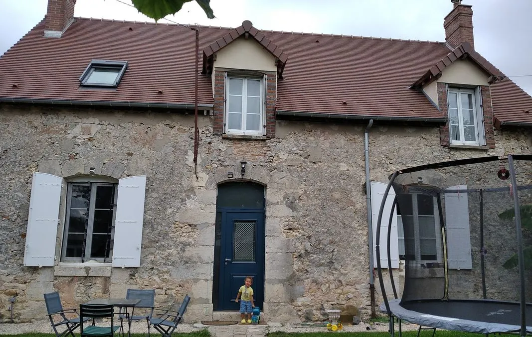 Photo 1
