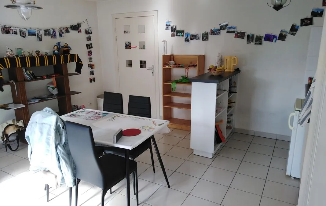 Photo 1