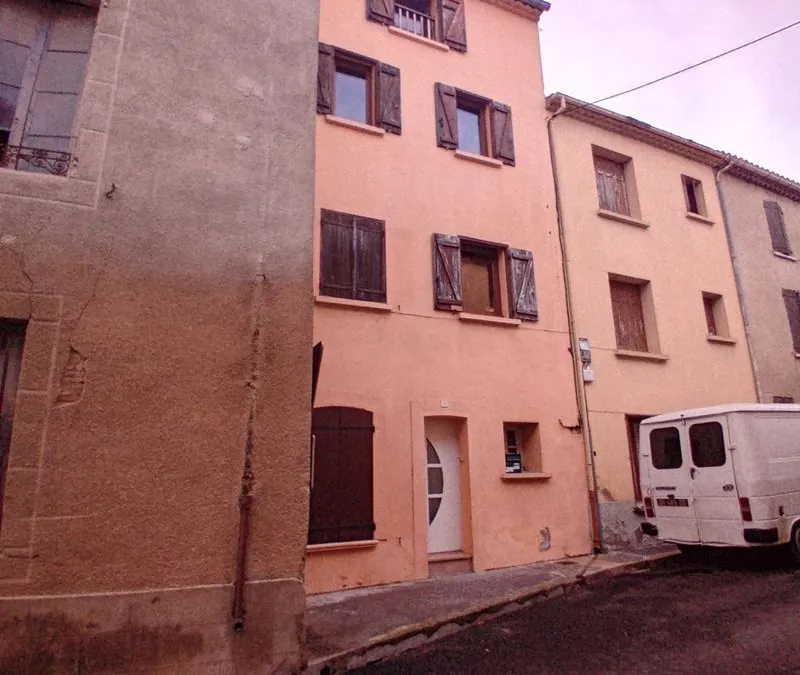 Photo 1