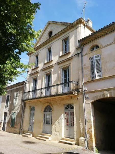 Photo 1