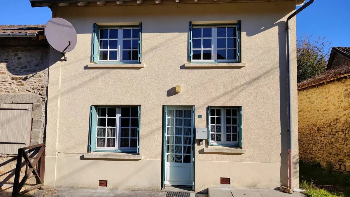 Photo 1