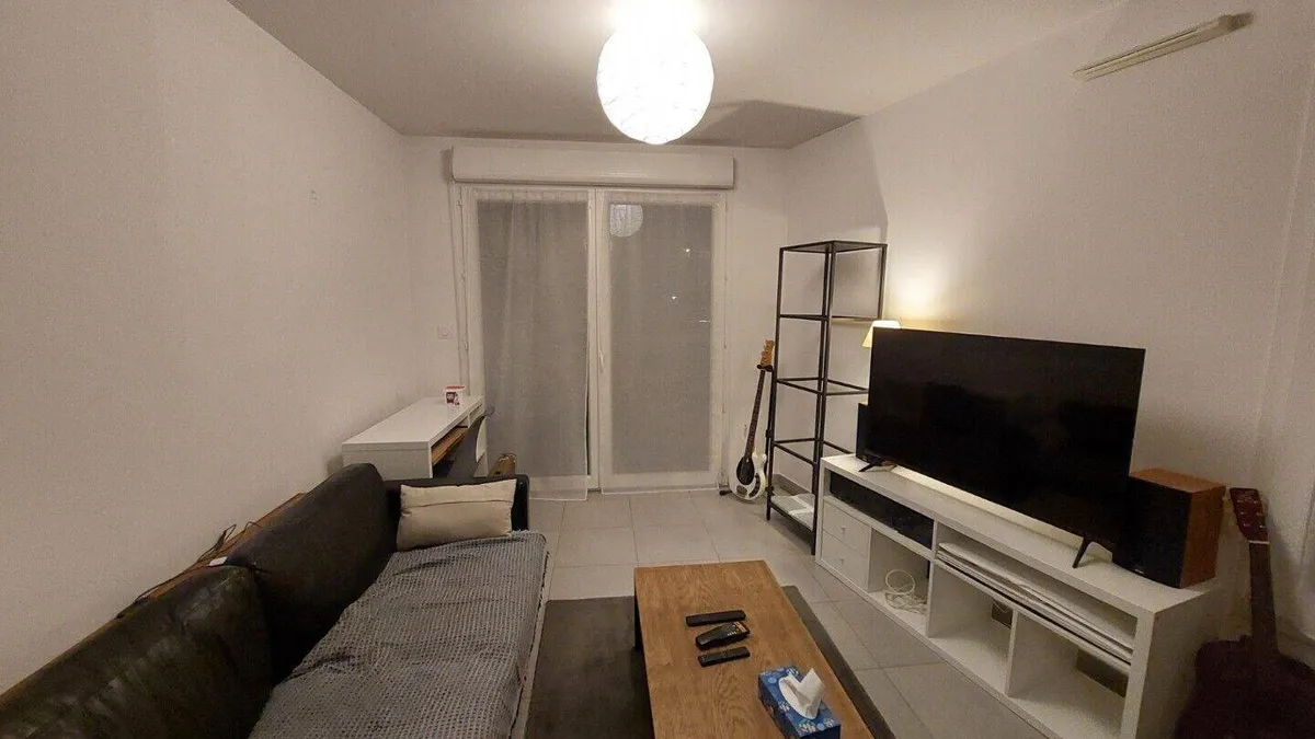 Photo 1