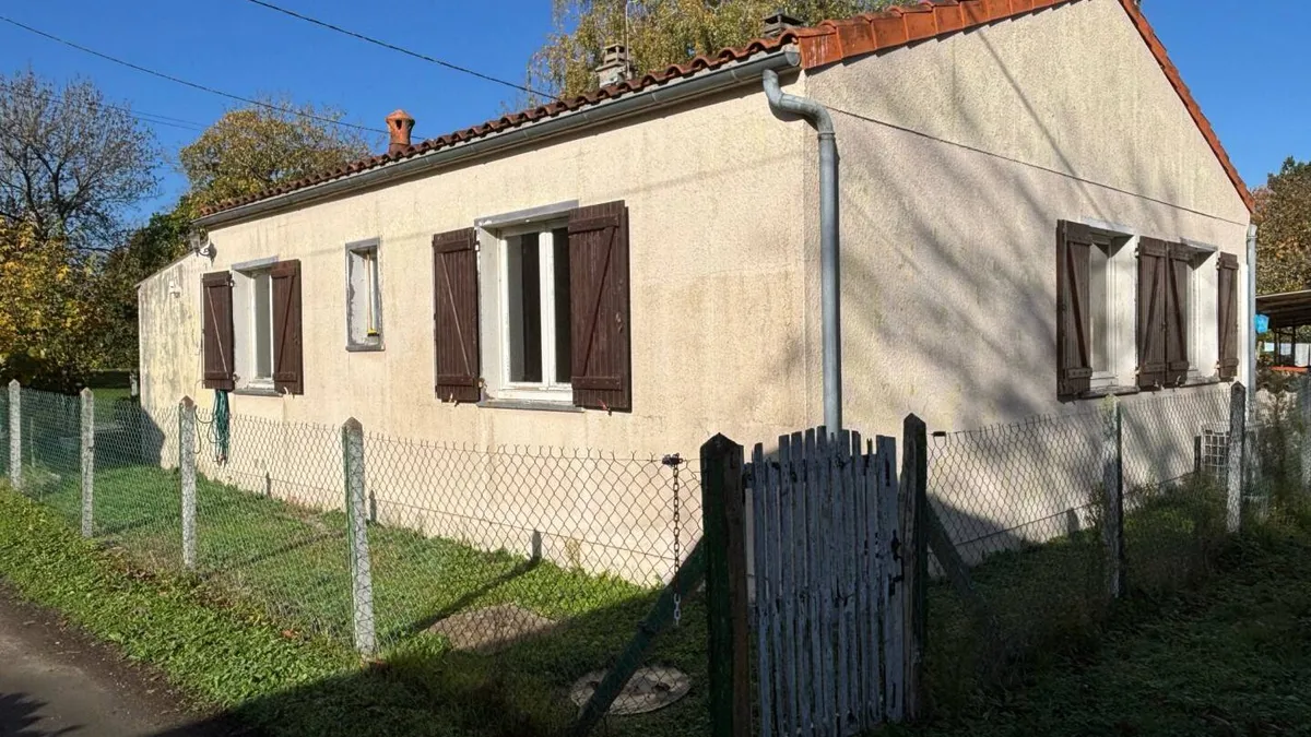 Photo 1