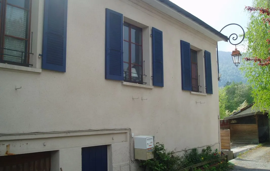 Photo 1