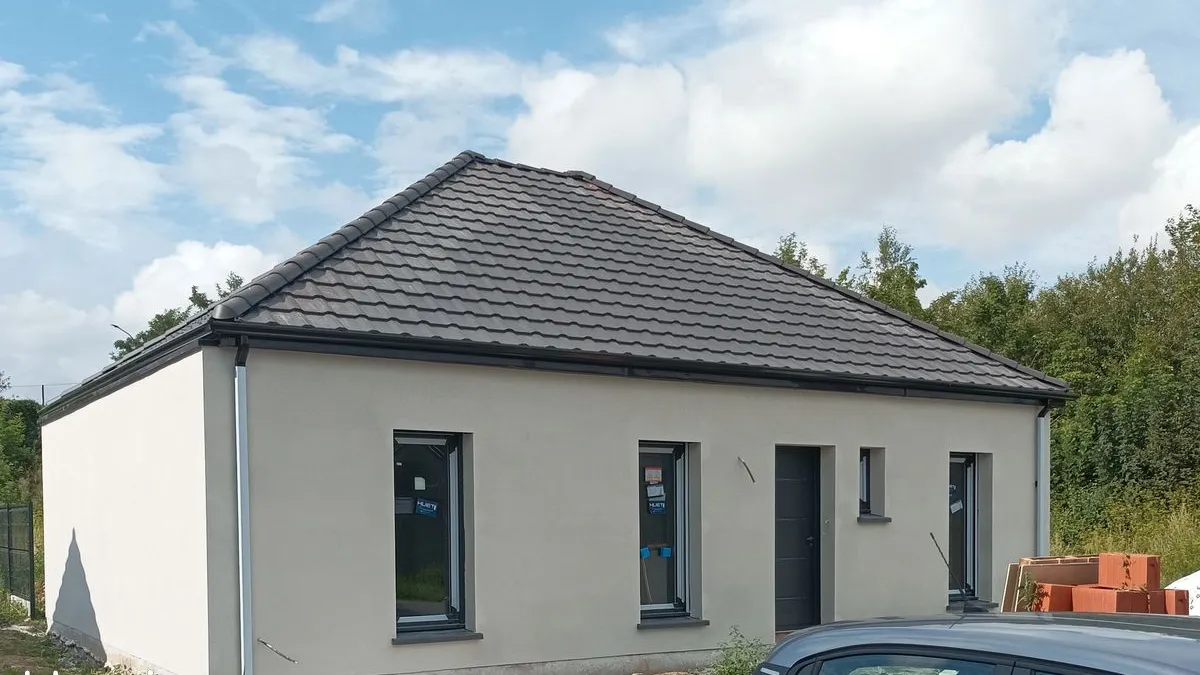 Photo 1