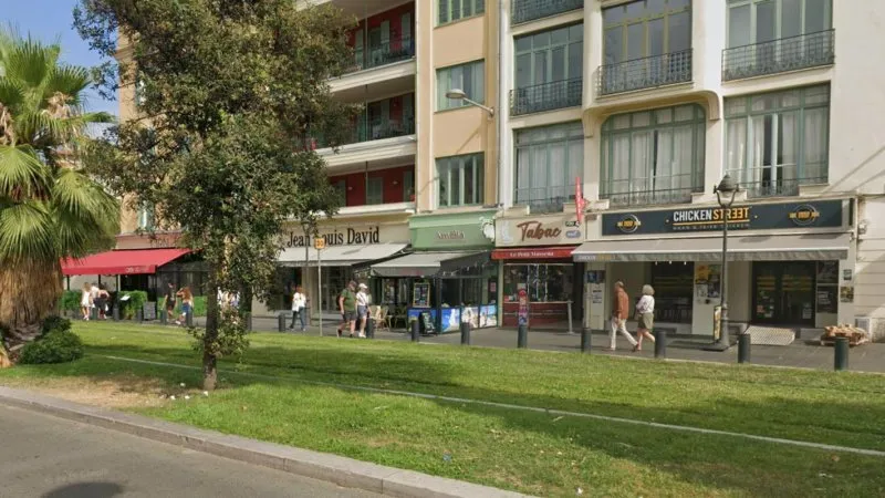 Photo 8