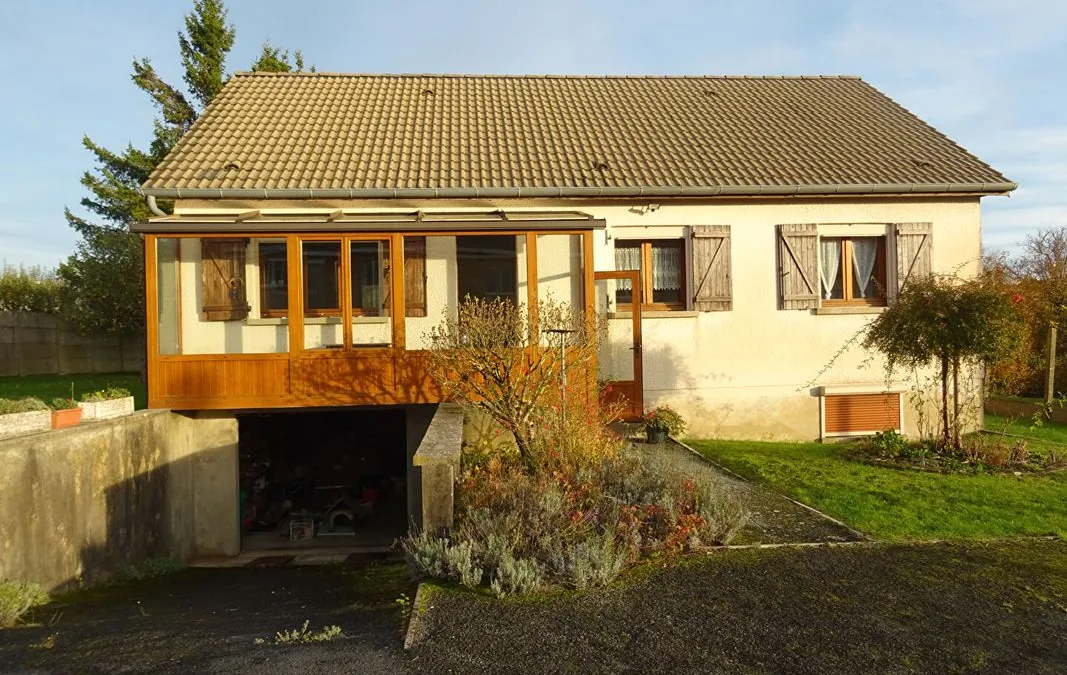 Photo 1