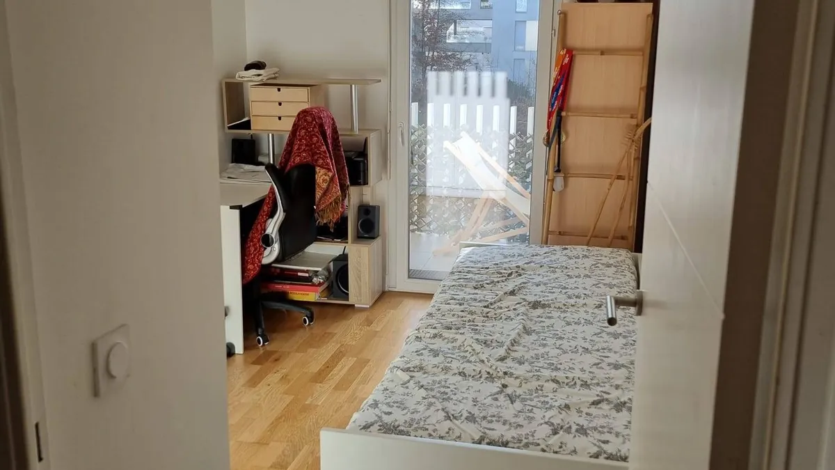 Photo 6
