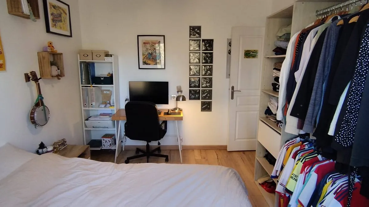 Photo 8