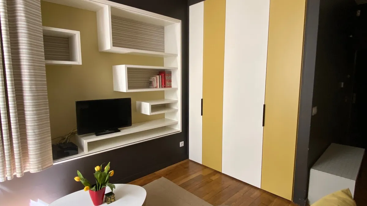 Photo 6