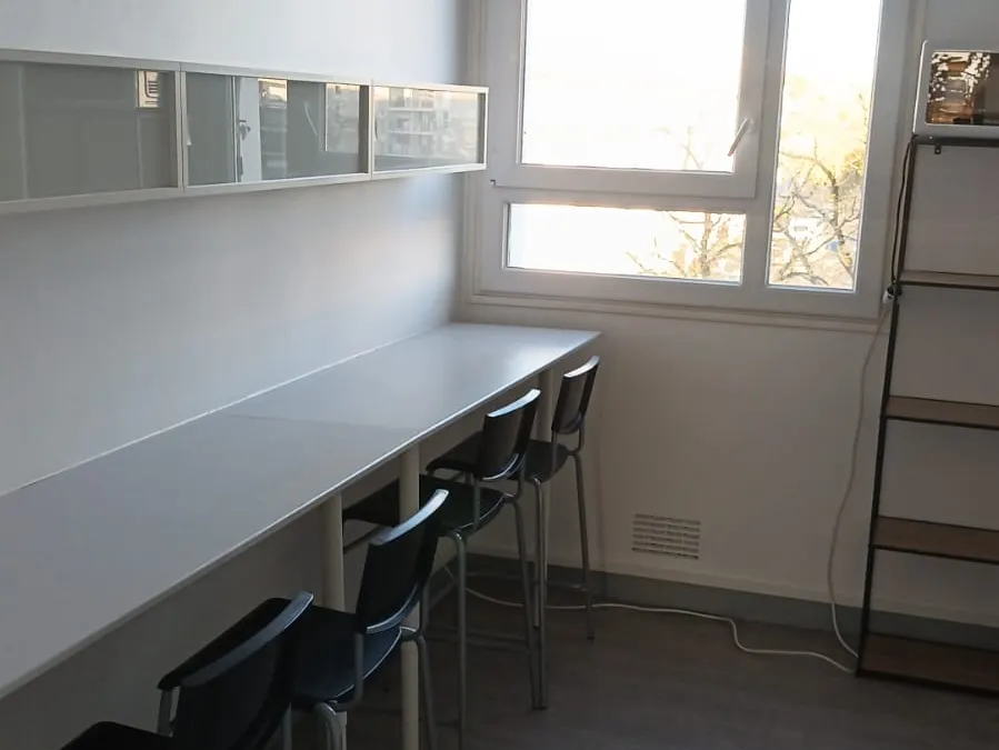 Photo 10
