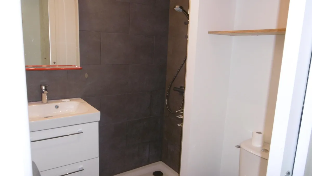 Photo 4