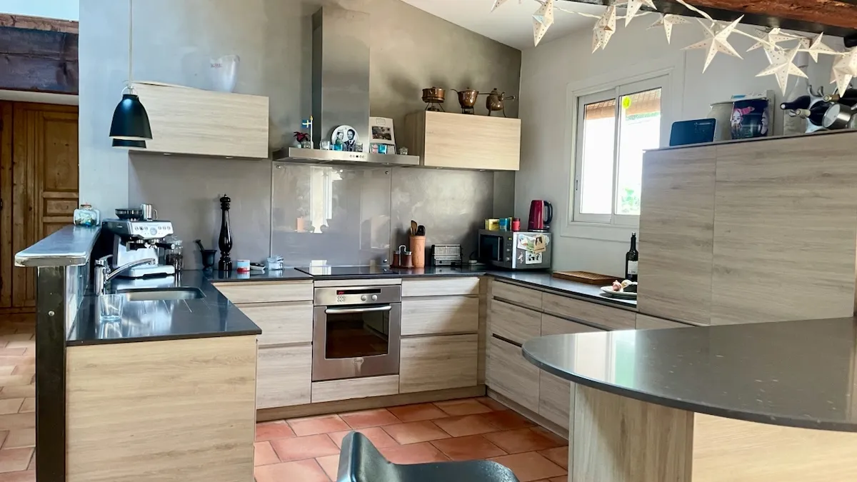 Photo 4