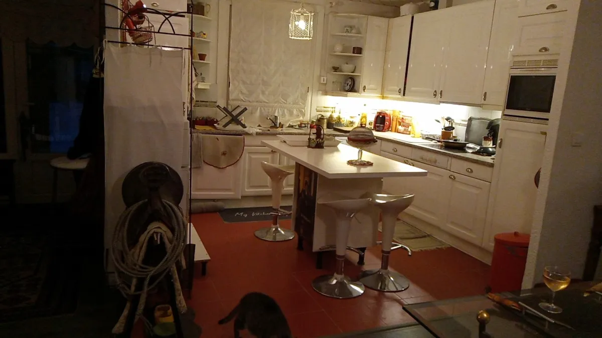 Photo 9