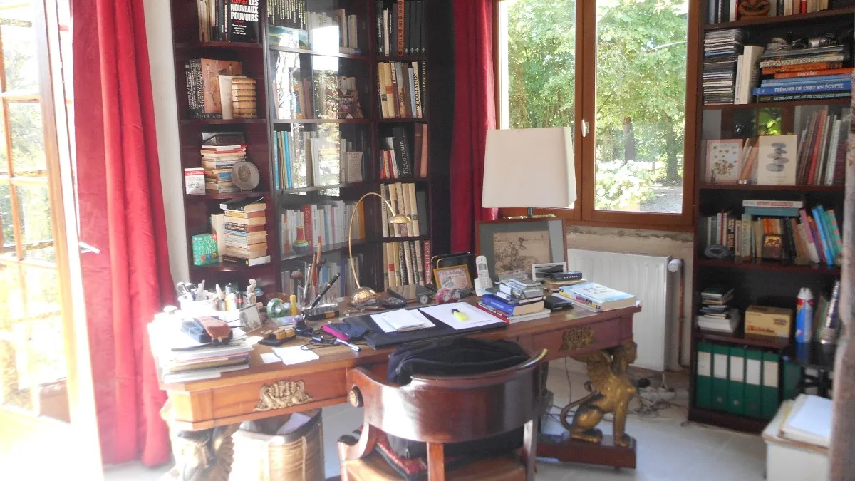 Photo 3