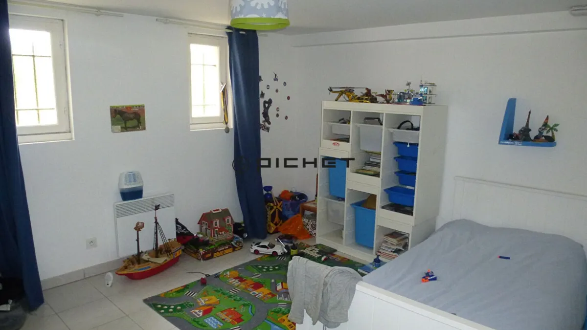 Photo 5