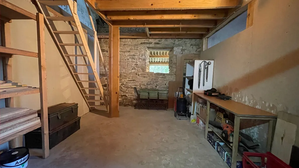 Photo 16