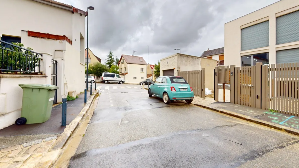 Photo 3
