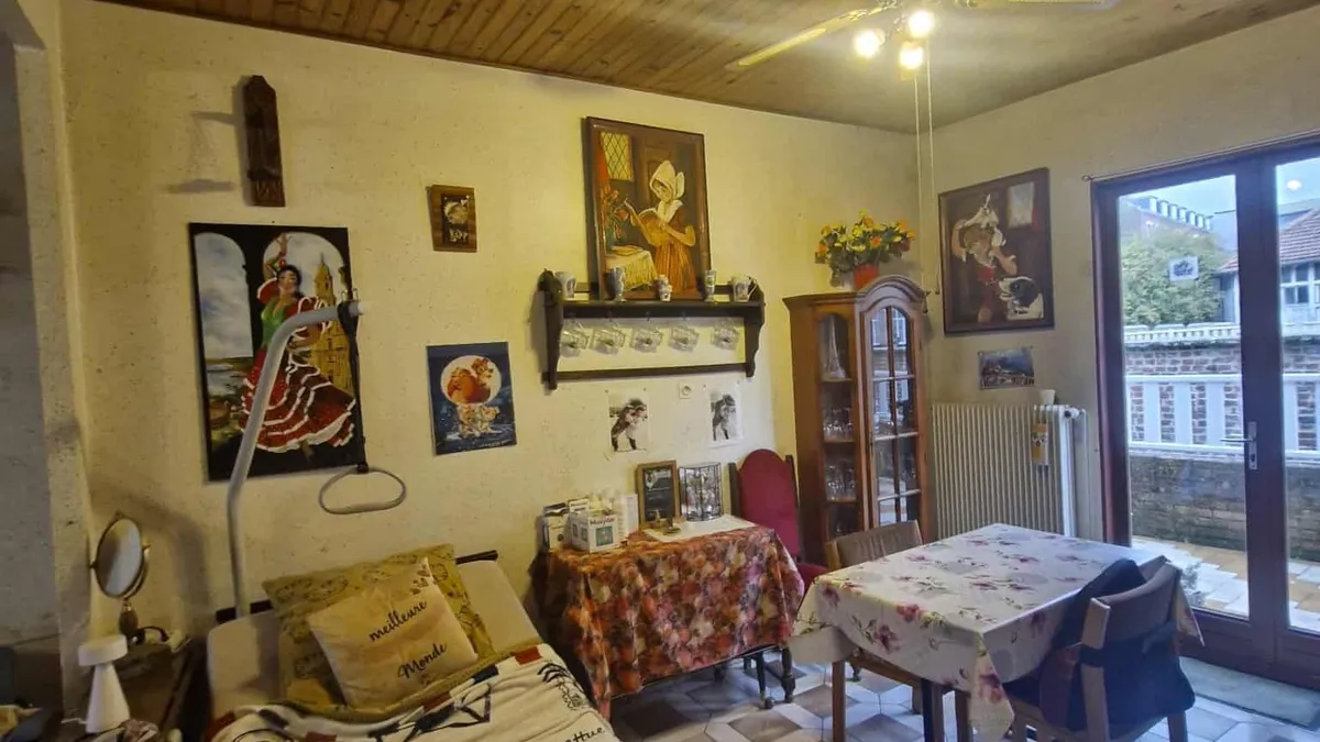 Photo 6