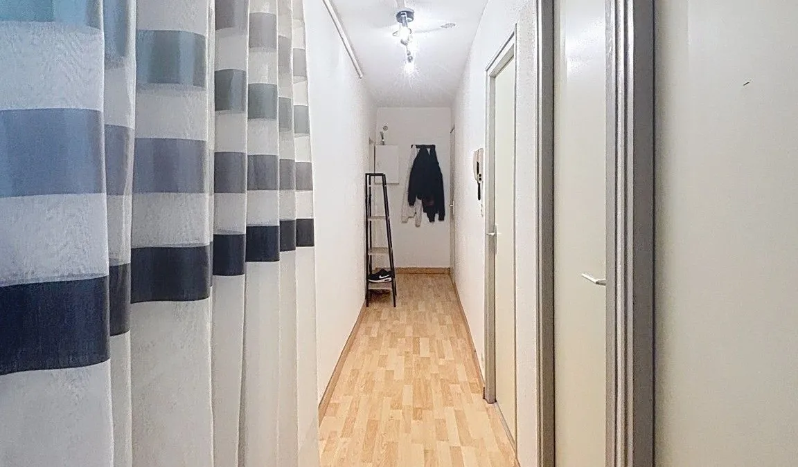 Photo 7