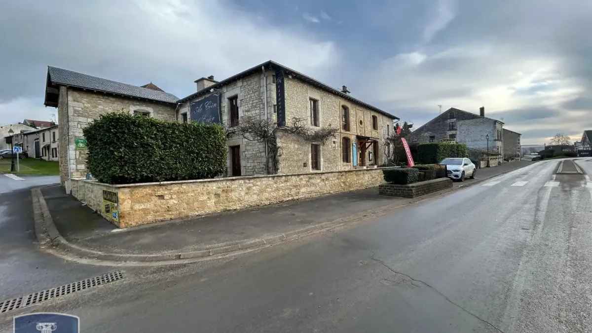 Photo 25